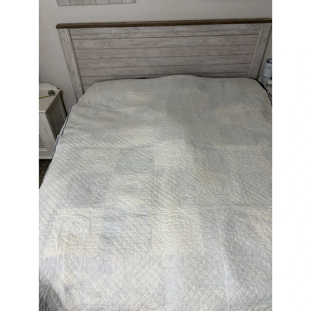 Handmade small stain